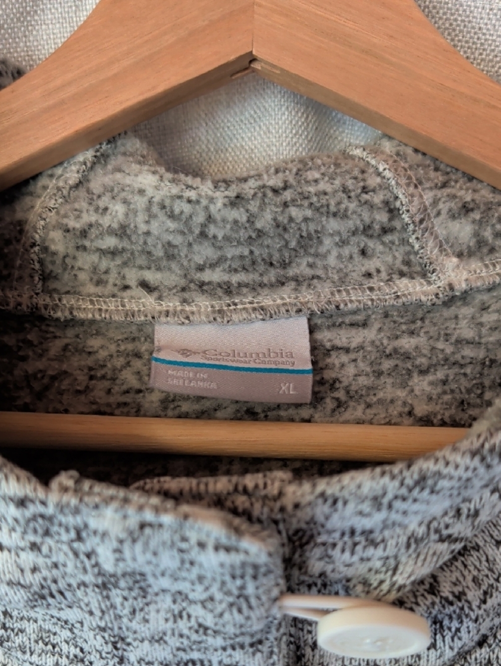 Columbia "Broadmoor" Heather Gray/Green Button-Up Cozy Pullover - Picture 4 of 7